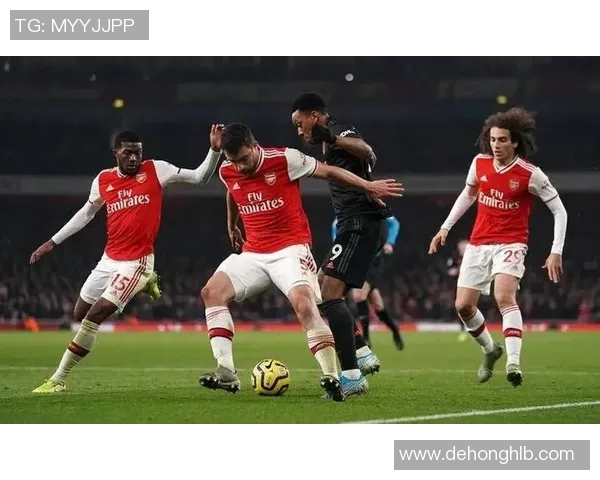 德甲焦点战阿森纳与莱比锡激战成平红牌事件引发全场热议