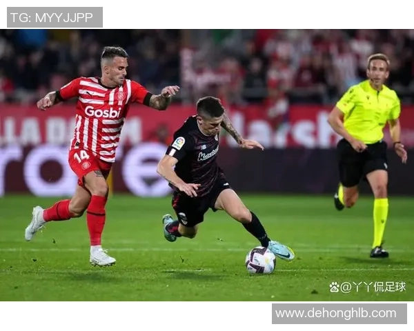 欧冠经典对决AC米兰5-0横扫拜仁神奇扑救成比赛转折点