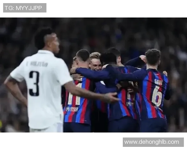 德甲精彩对决巴萨3-2逆转那不勒斯帽子戏法点燃全场激情