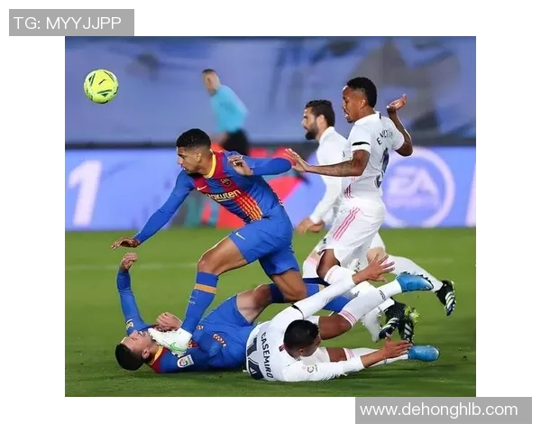 西甲激战波尔图逆转巴黎圣日耳曼补时绝杀引发全场狂欢