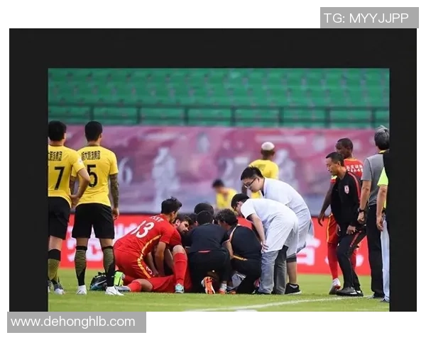 意甲焦点战曼联小胜巴黎神奇扑救引发争议判罚热议